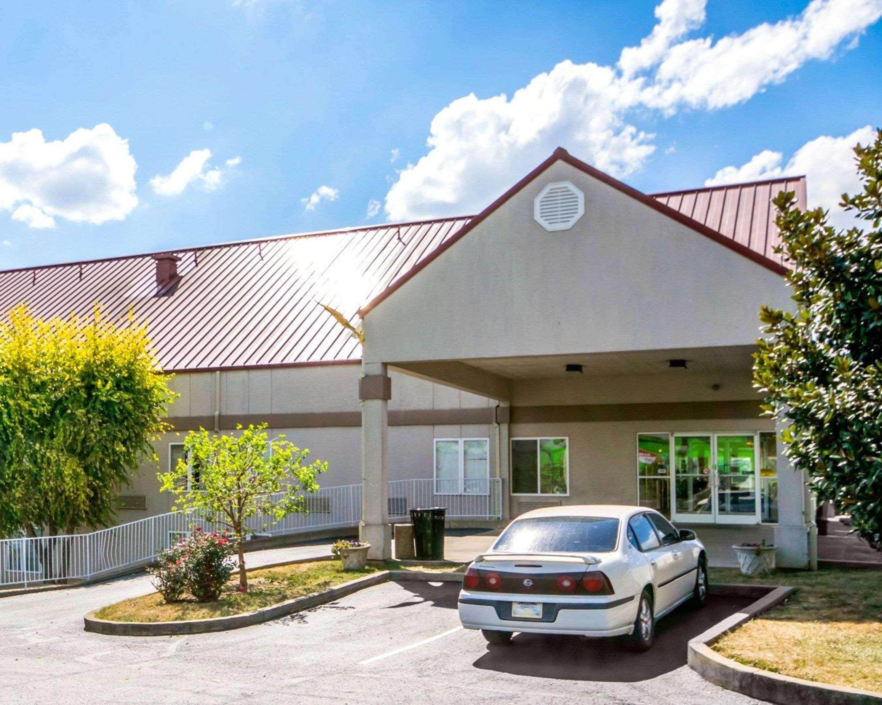 Quality Inn & Suites Elizabethtown Exterior foto